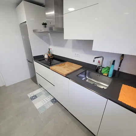 Piscina Y Garaje En Valdenoja Apartamento