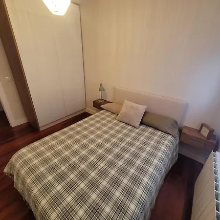 Piscina Y Garaje En Valdenoja Apartamento *