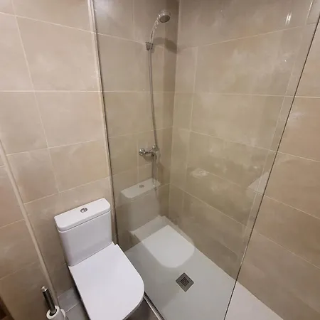 Piscina Y Garaje En Valdenoja Apartment Santander